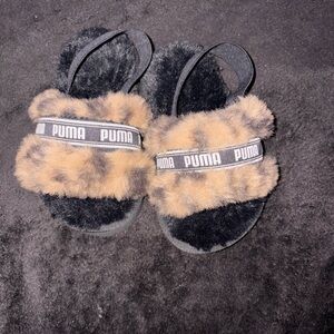 Puma slippers